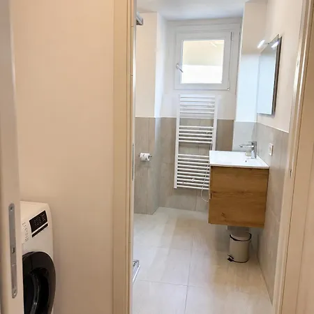 Salvelli Suites 3*
