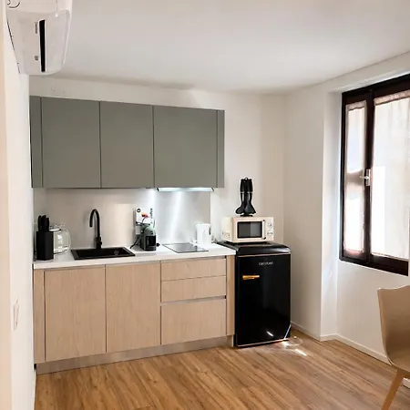 Salvelli Suites 3*